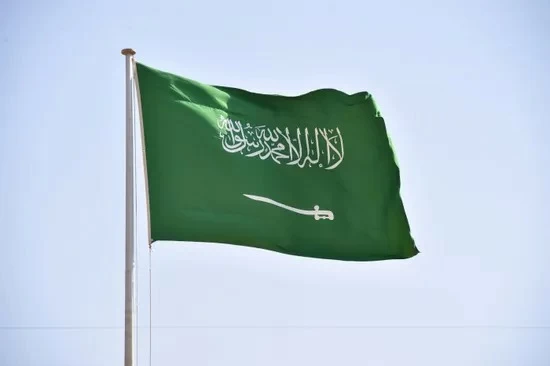 السعودية تعزّي إسبانيا في ضحايا حادث اصطدام القطارين